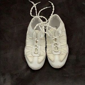 Infinity cheer shoes